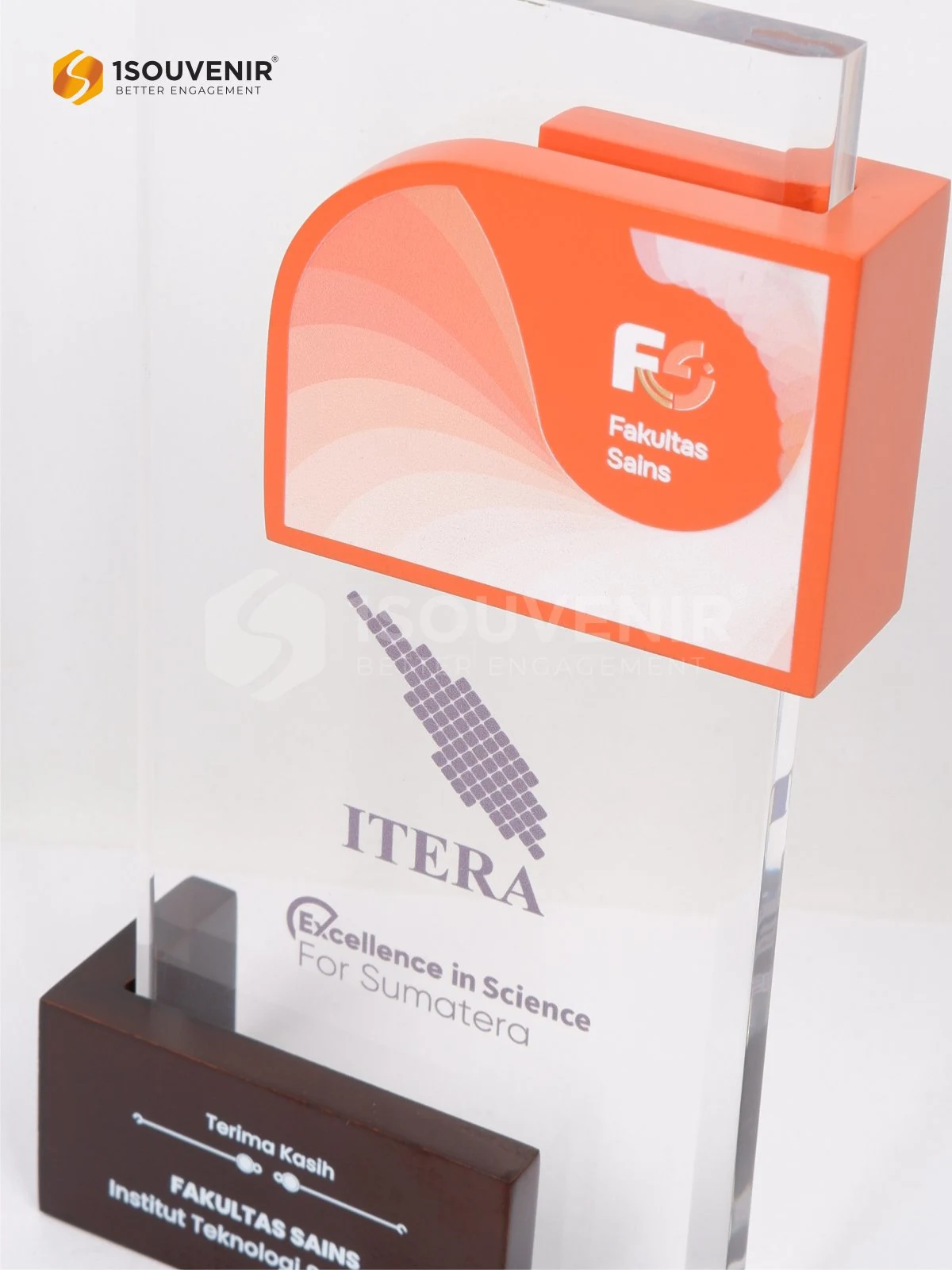 Plakat Kayu Akrilik Ucapan Terima Kasih dari Fakultas Sains Institut Teknologi Sumatera DETAIL-PAK330 Plakat Kayu Akrilik Institut Teknologi Sumatera