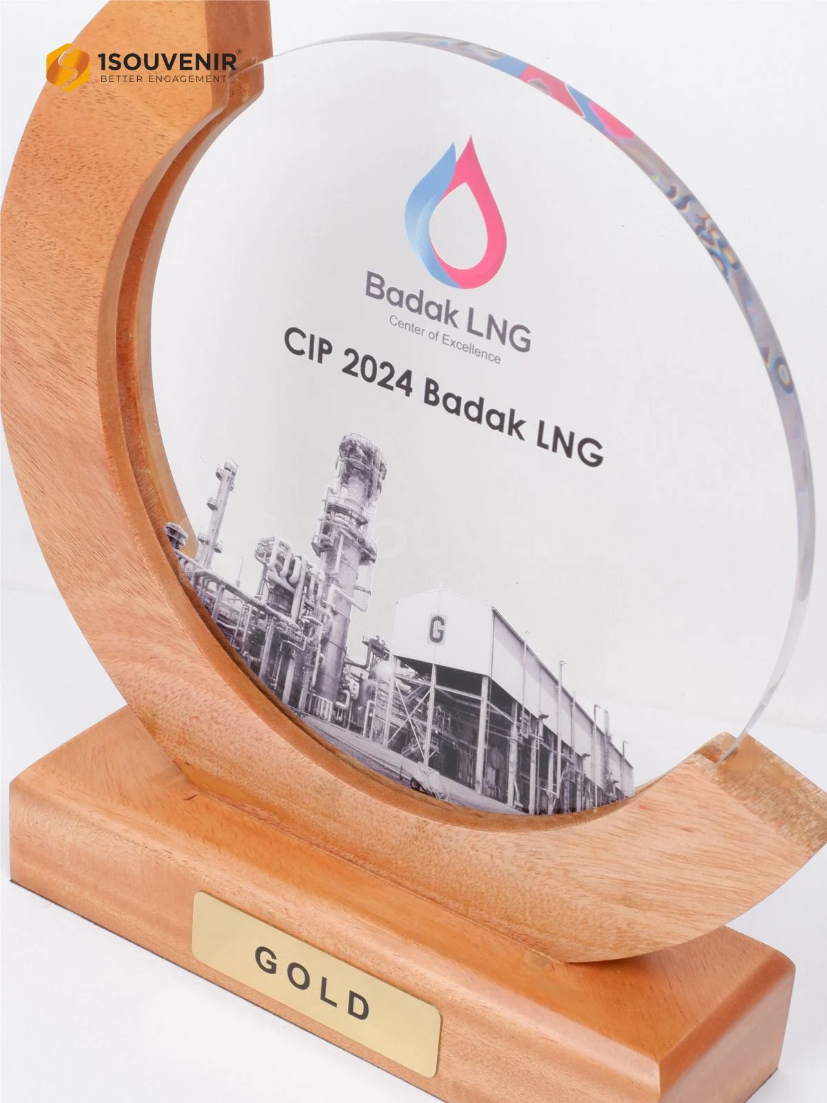DETAIL-PAK332 Plakat Kayu Akrilik CIP 2024