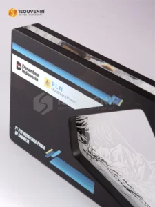 1Souvenir Indonesia DETAIL-PAK333 Plakat Kayu Akrilik UP Sambelia