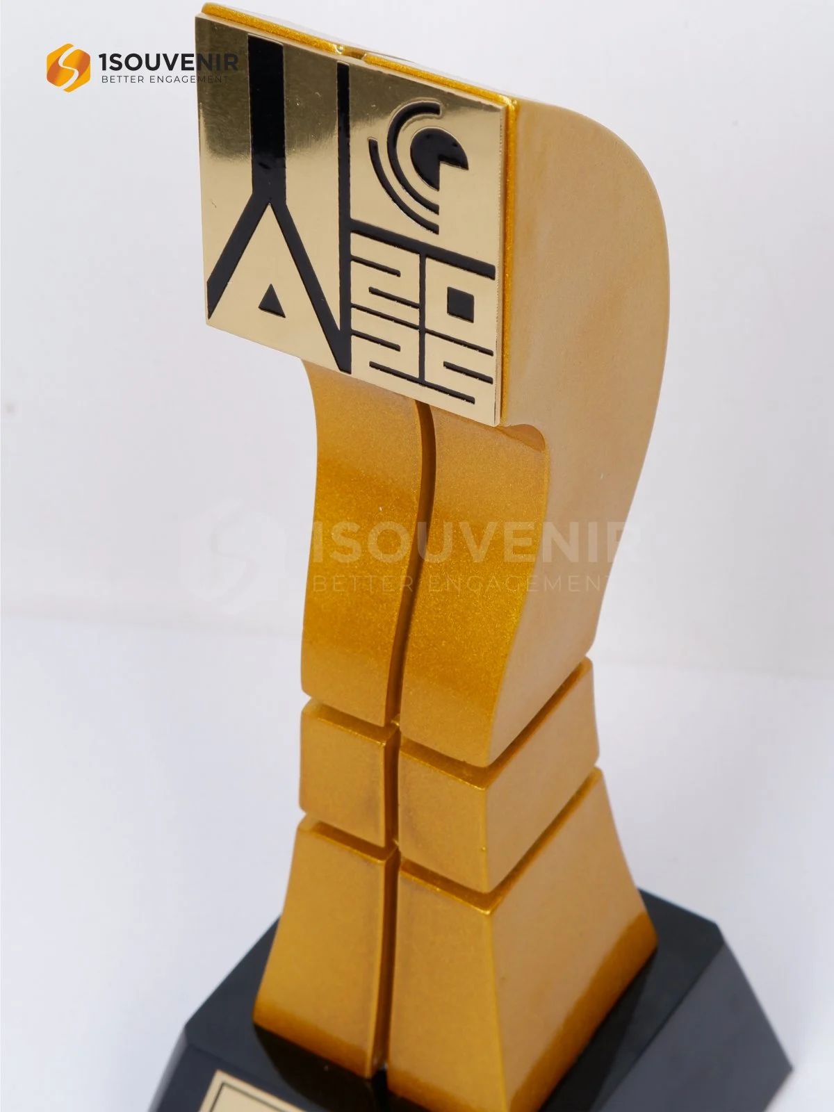 Piala Penghargaan The Most Favourite Influencer DETAIL-PP357 Piala Penghargaan The Most Favorite