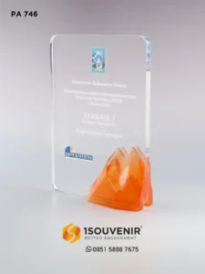 PA746 Plakat Akrilik Penghargaan IPKS
