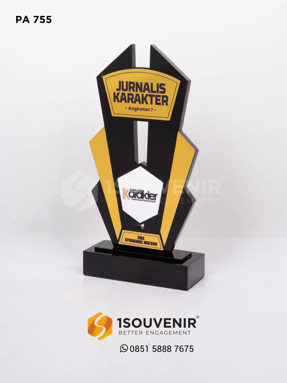 Plakat Akrilik Apresiasi Jurnalis Karakter SMA Syubbanul Wathon PA755 Plakat Akrilik SMA Syubbanul Wathon