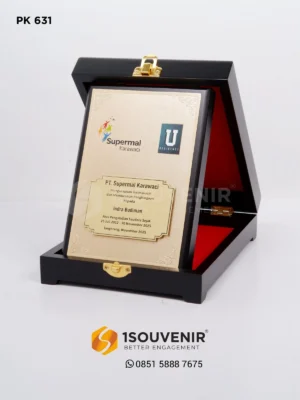 Plakat Kayu Penghargaan Purna Tugas…