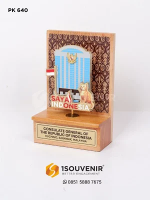 Plakat Kayu Kenang-kenangan da...