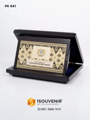 Plakat Kayu Kenang-kenangan da...