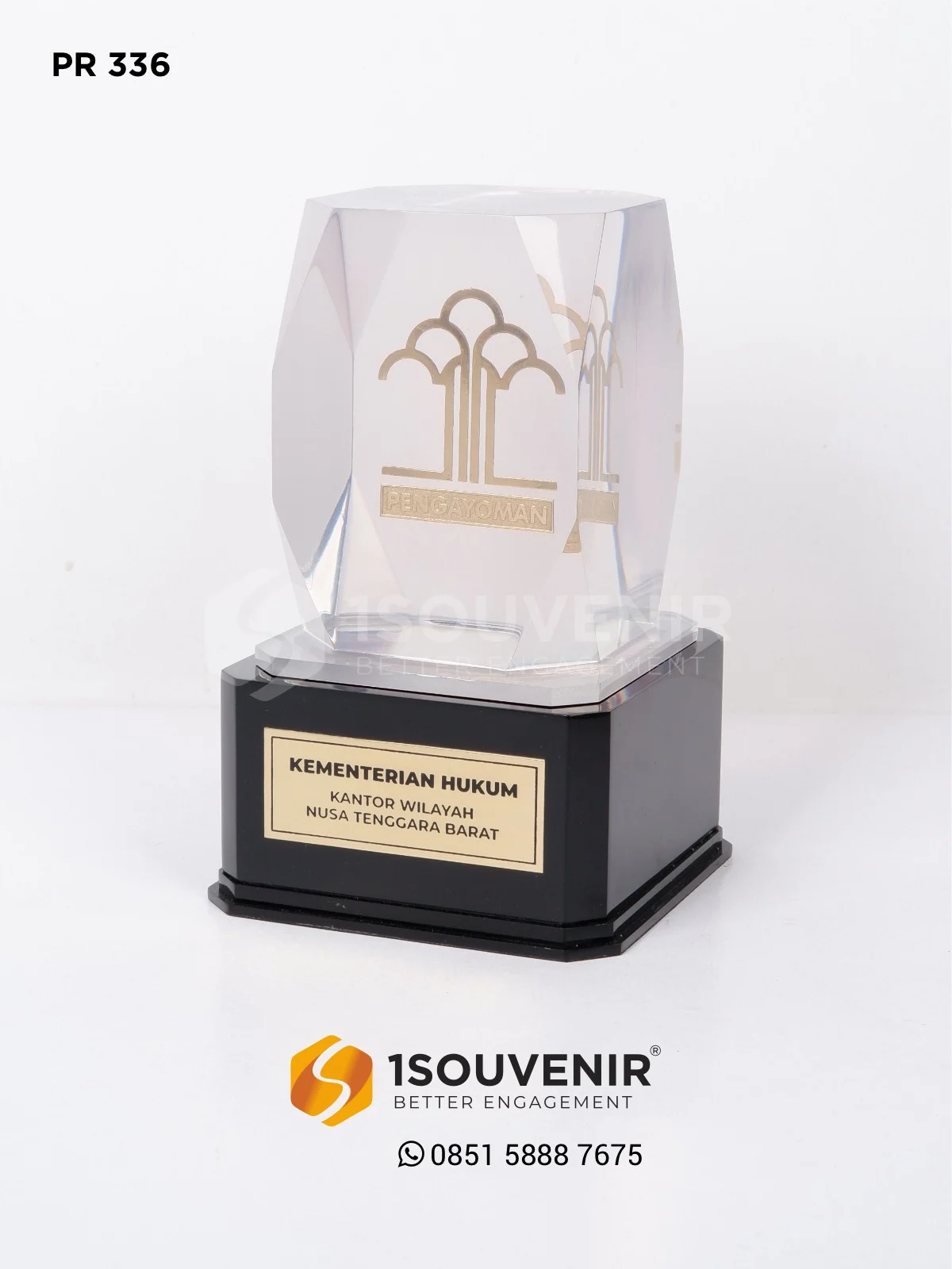 PR336 Plakat Resin Kementerian Hukum NTB