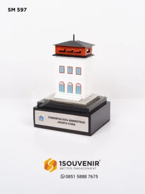 Miniatur Menara Syahbandar Ken...