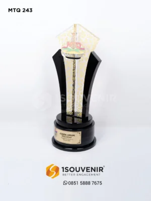 Piala Penghargaan Juara Umum MTQ XX...