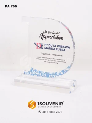 Plakat Akrilik Apresiasi PT Duta Wi…