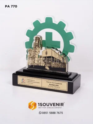 Plakat Akrilik Penghargaan K3 PT Ba…