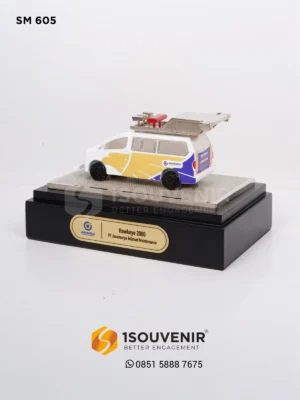 Miniatur Hawkeye 2000 Cendera Mata…