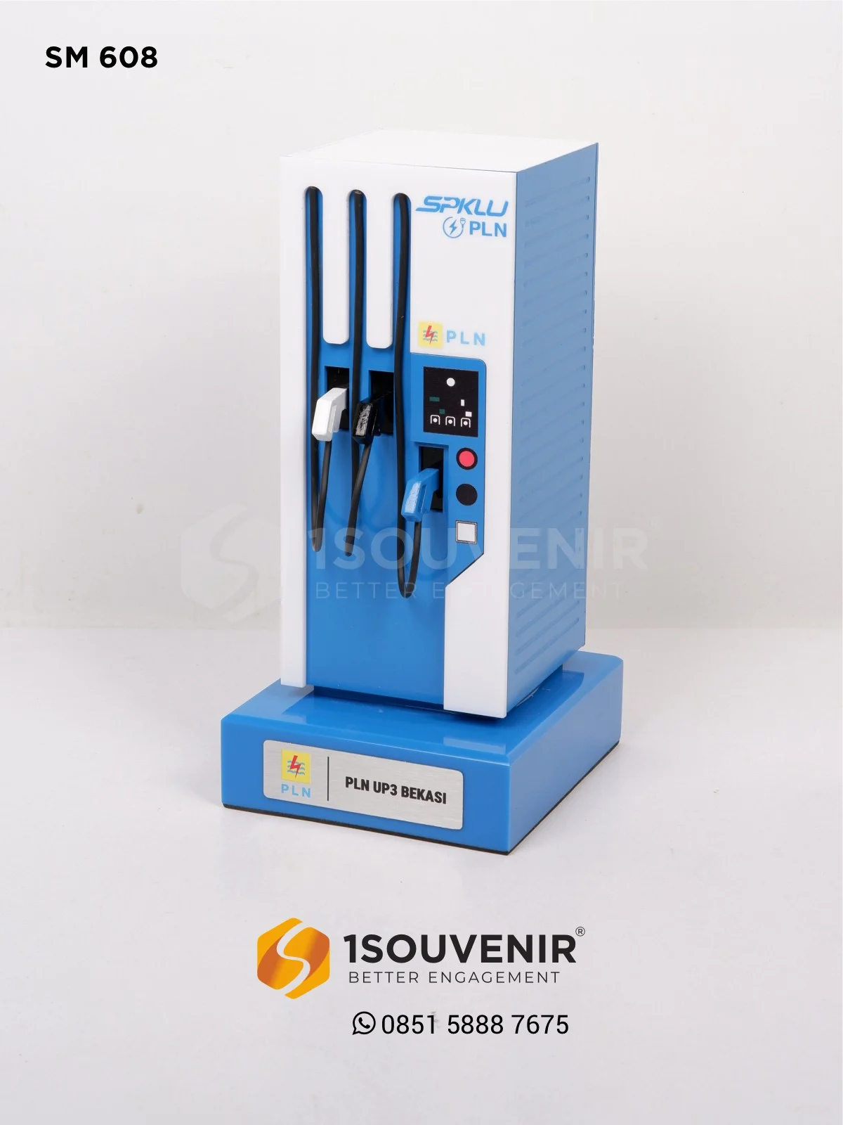 Miniatur SPKLU Kenang-kenangan dari PLN UP3 Bekasi SM608 Miniatur SPKLU PLN UP3 Bekasi