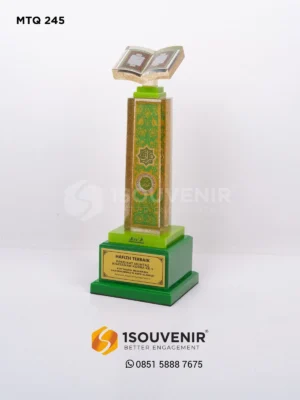 Piala Hafizh Terbaik PTPT Daarul Mu...