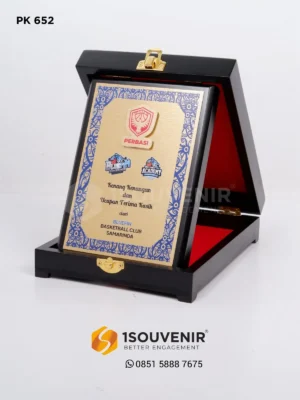 Plakat Kayu Kenang-kenangan dan Uca...