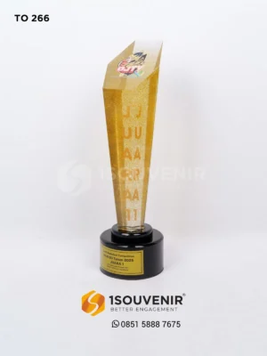 Piala Olahraga Penghargaan Juara 1 ...