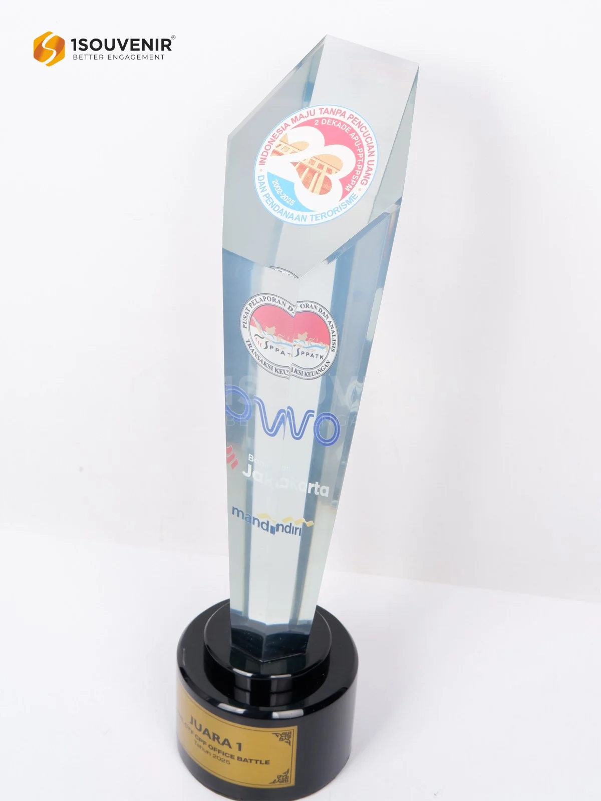 Piala Penghargaan AML CTF CPF Office Battle Pusat Pelaporan dan Analisis Transaksi Keuangan DETAIL-PP359 Piala Penghargaan AML CTF CPF