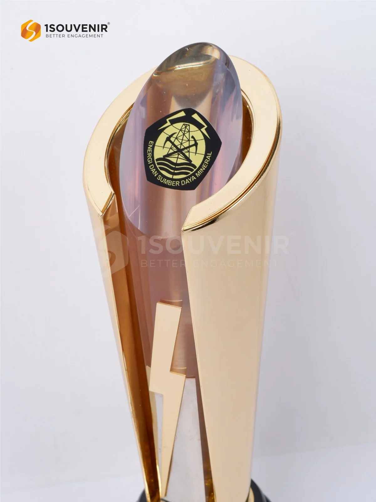 Piala Penghargaan Pelapor SMK2 Terbaik Kategori Instalasi Pemanfaatan Tenaga Listrik DETAIL-PP363 Piala Penghargaan Pelapor SMK2