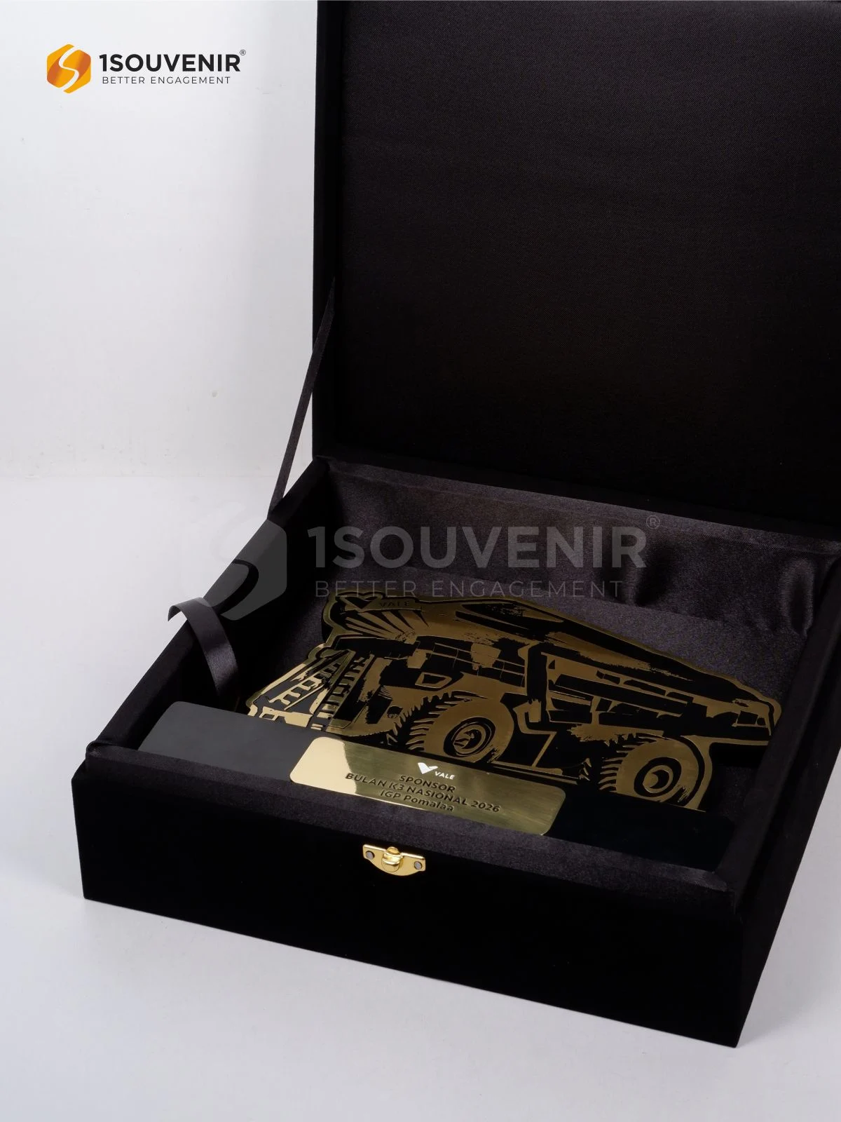 Plakat Logam Sponsor Bulan K3 Nasional 2026 IGP Pomala Vale Indonesia DETAIL2-PL384 Plakat Logam Sponsor BK3N 2026