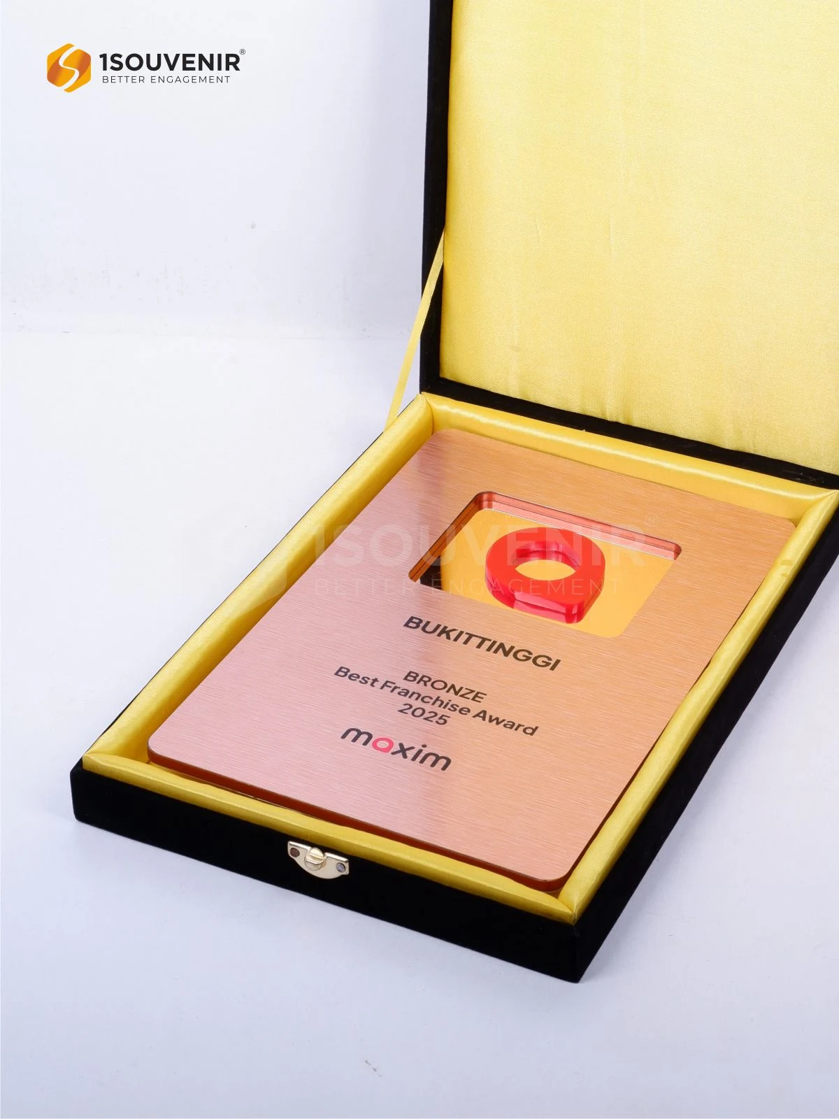 Plakat Logam Penghargaan Bronze Best Franchise Award 2025 untuk Maxim DETAIL2-PL390 Plakat Logam Best Franchise Award