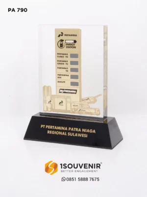 Plakat Akrilik Green Station Energy...