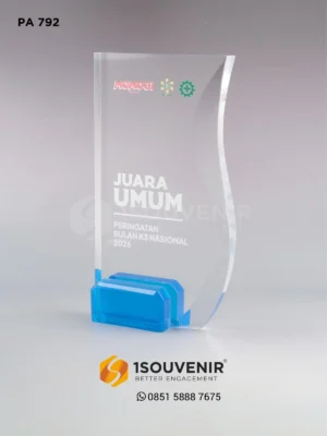 Plakat Akrilik Penghargaan Juara Um...