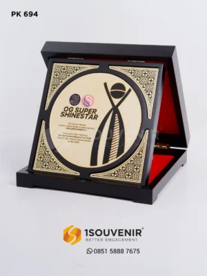 Plakat Kayu Ucapan Terima Kasi...