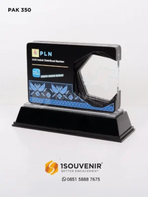 Plakat Kayu Akrilik Cendera Ma...