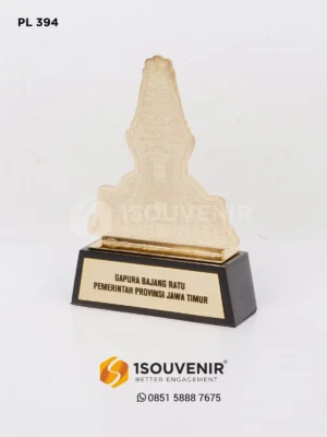 Plakat Logam Gapura Bajang Rat...