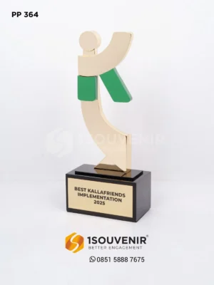 Piala Penghargaan Best Kallafr...