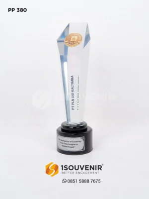 Piala Penghargaan Marketing Award 2026 PL PLN UID Kaltimra