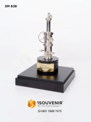 Miniatur Wellhead dari Wayang Windu...