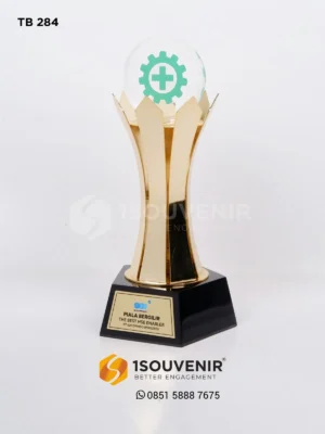 Piala Bergilir The Best HSE Enabler…