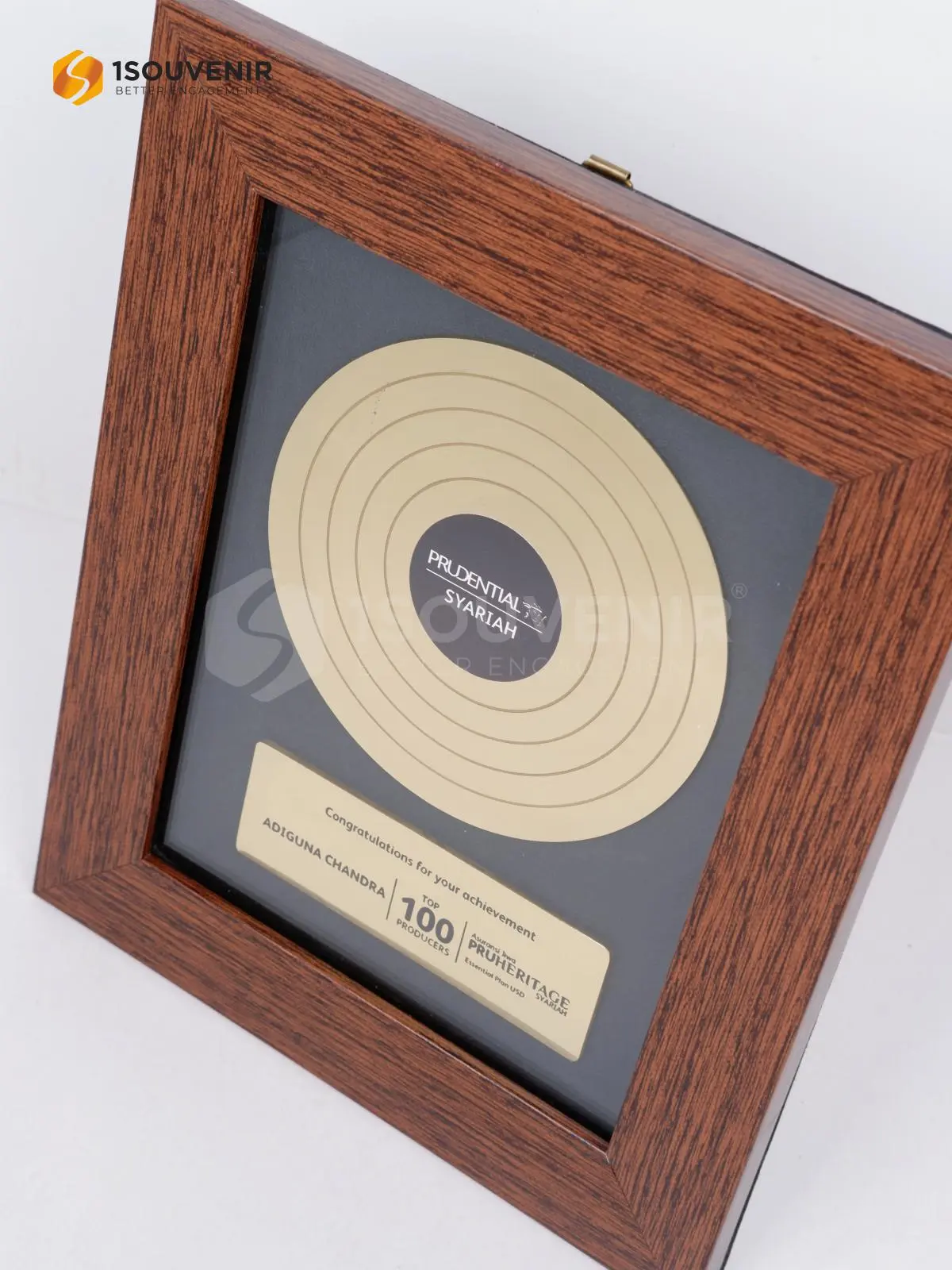Plakat Frame Penghargaan Top 100 Producers Prudential Syariah DETAIL-PF329 Plakat Frame Top 100 Producers
