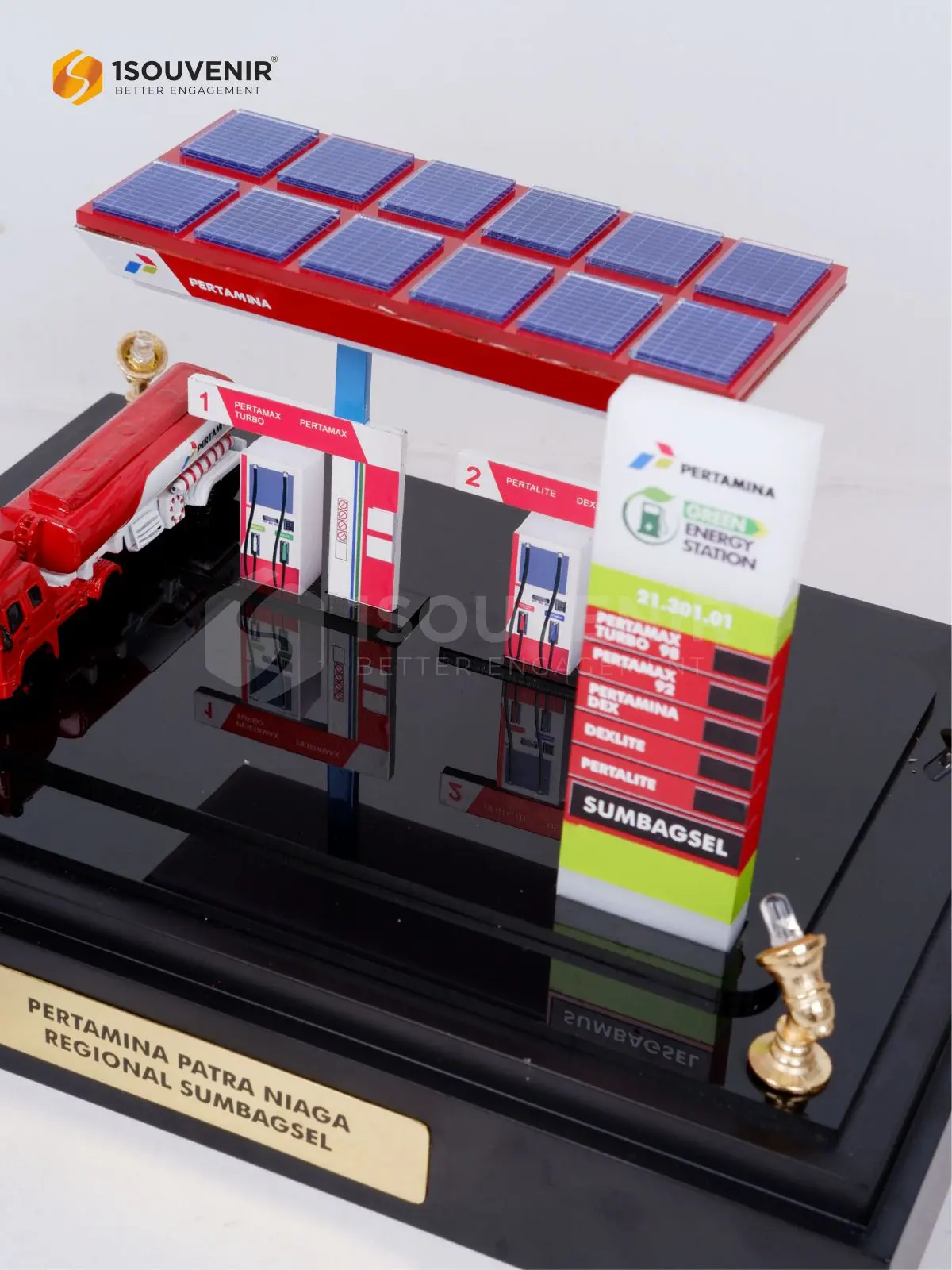 Miniatur SPBU Kenang-kenangan dari Pertamina Patra Niaga Sumbagsel DETAIL-SM645 Miniatur SPBU Pertamina Sumbagsel