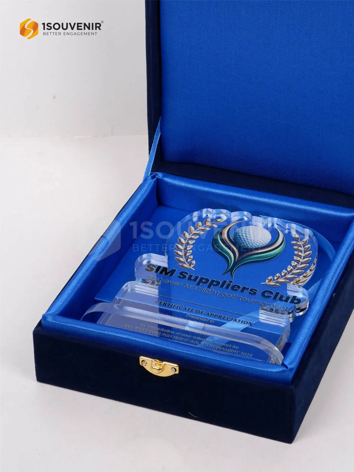 Plakat Akrilik Apresiasi Main Sponsor SSC First Ever Fun Night Golf Tournament 2026 dari SIM Suppliers Club DETAIL2-PA856 Plakat Akrilik SIM Suppliers Club