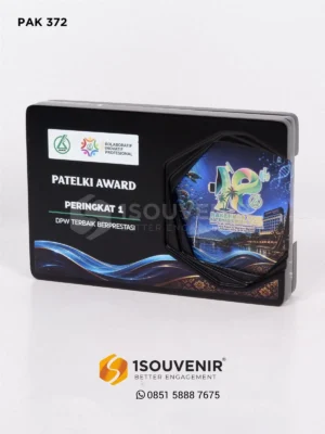 Plakat Kayu Akrilik Penghargaa...