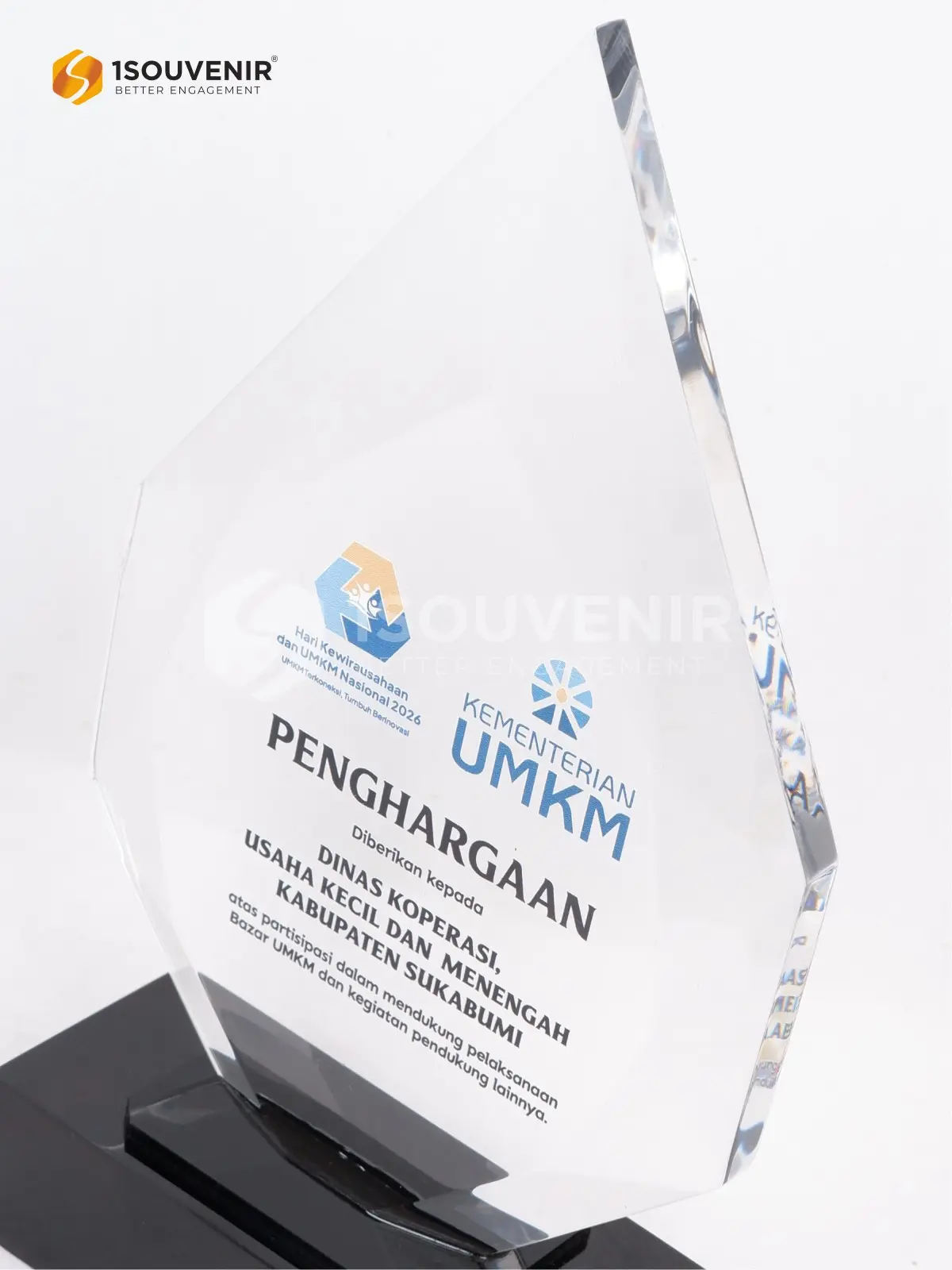 Plakat Akrilik Penghargaan Bazar UMKM dari Kementerian UMKM DETAIL-PA862 Plakat Akrilik Bazar UMKM
