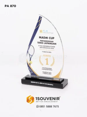 Plakat Akrilik MADM Cup Juara Perta...