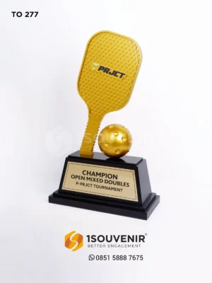 Piala Olahraga Penghargaan Champion...
