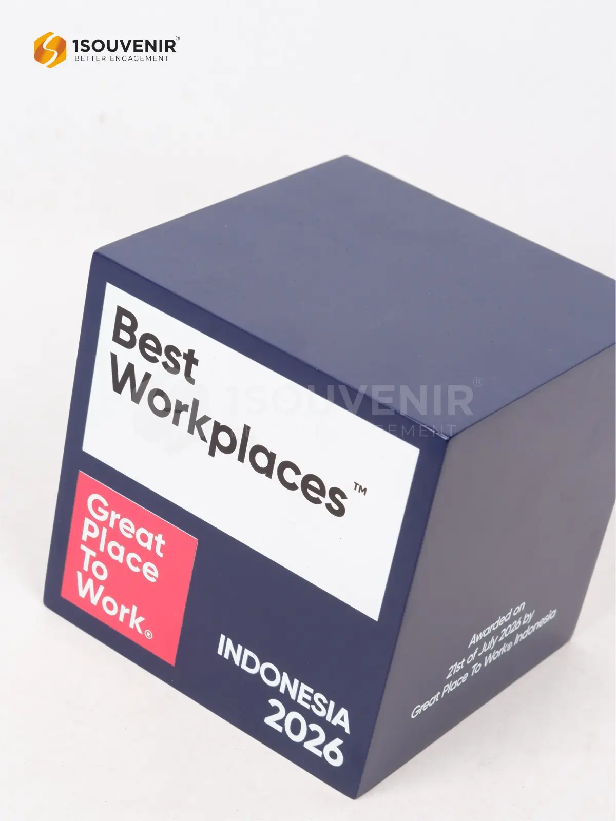 Plakat Kayu Best Workplaces In Indonesia dari DHL Group DETAIL-PK787 Plakat Kayu Best Workplaces In Indonesia